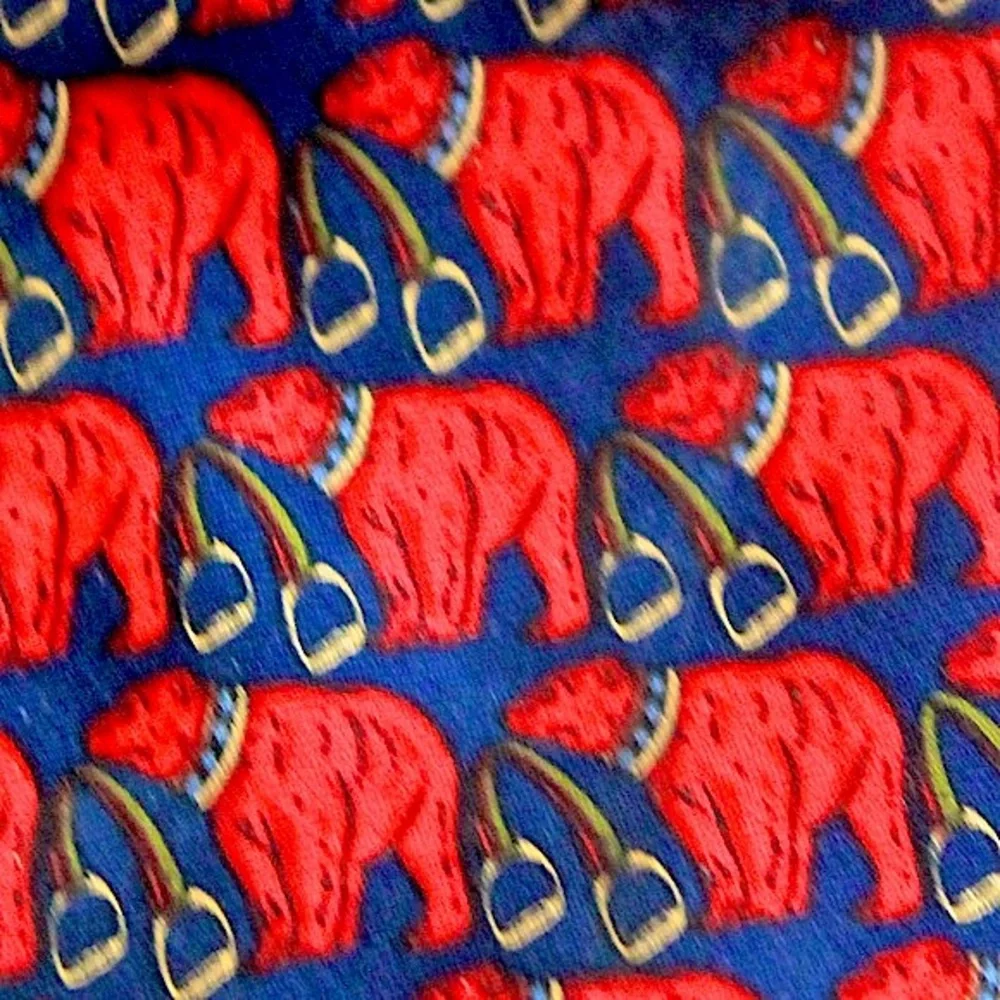 BROOKS BROTHERS MAKERS MENS TIE BEARS SILK HAND MADE USA ALL SILK RED NAVY GOLD